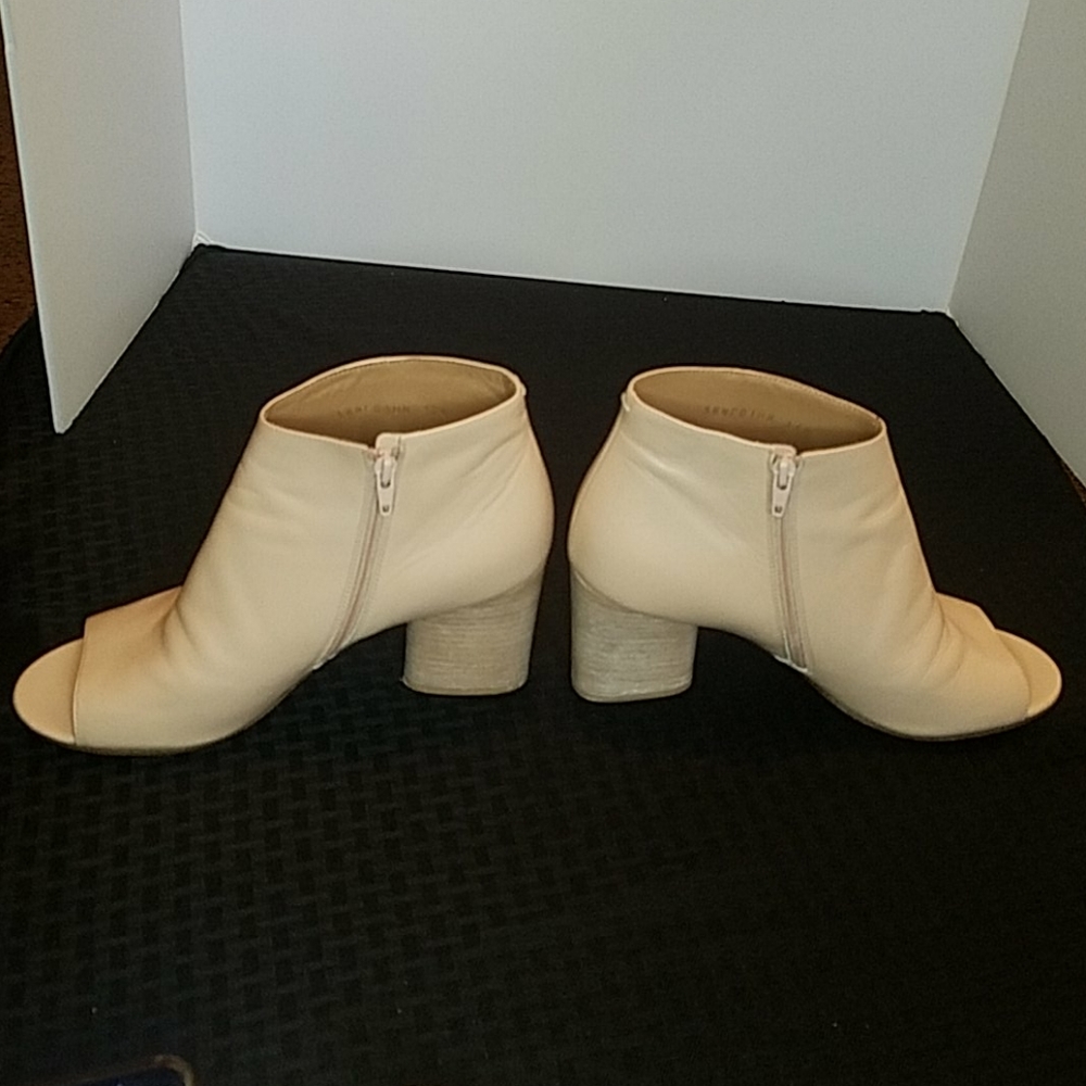 Maison Margiela Nude Leather Ankle Booties Size 7 - Picture 3 of 8